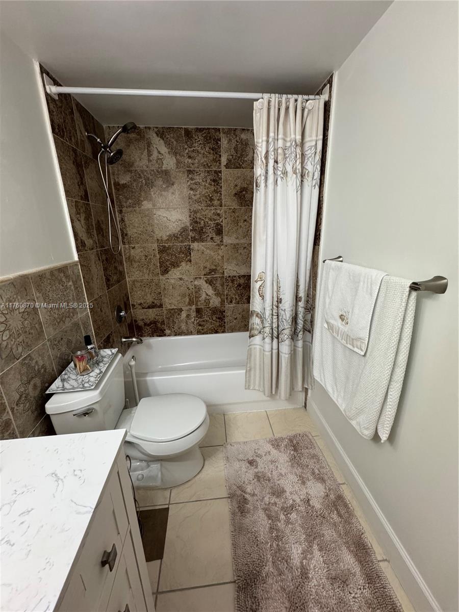 1455 N Treasure Dr #3C, North Bay Village, Florida image 20