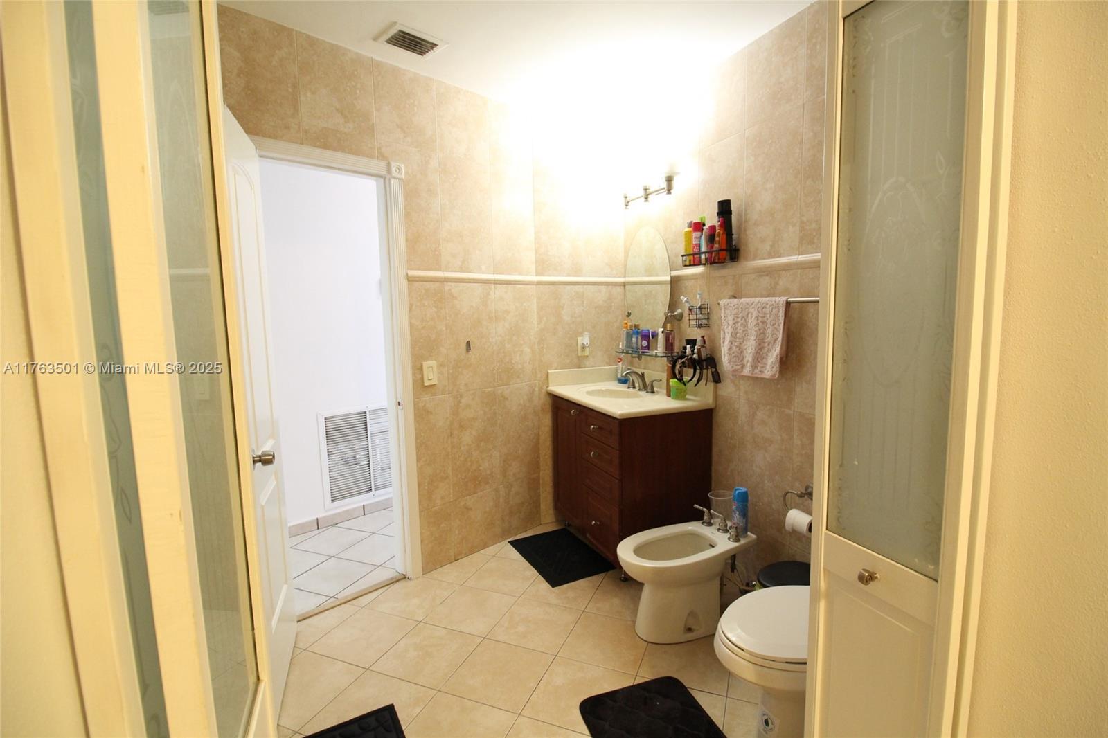 11040 NW 60 Ct, Hialeah, Florida image 14