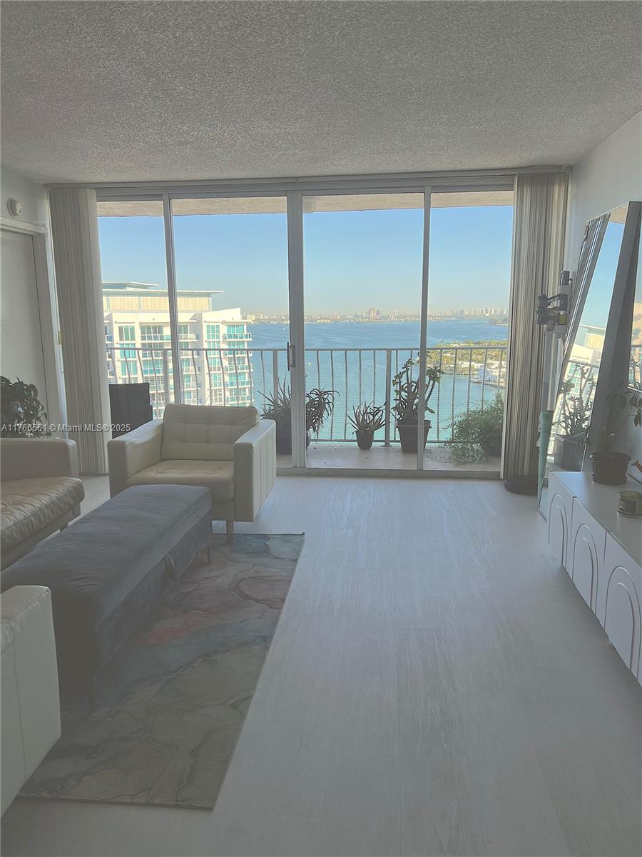 7601 E Treasure Dr #2412, North Bay Village, Florida image 4