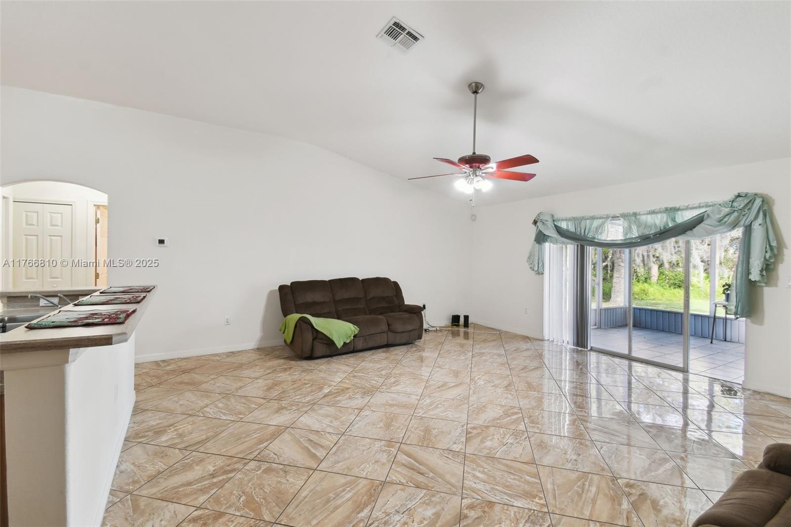 939 Van Loon Ct, Kissimmee, Florida image 13