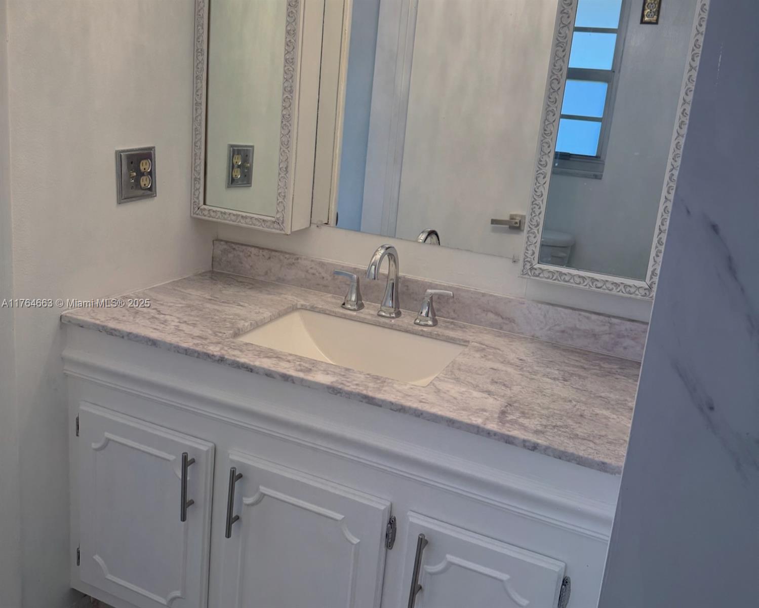 3836 Via Poinciana #604, Lake Worth, Florida image 22
