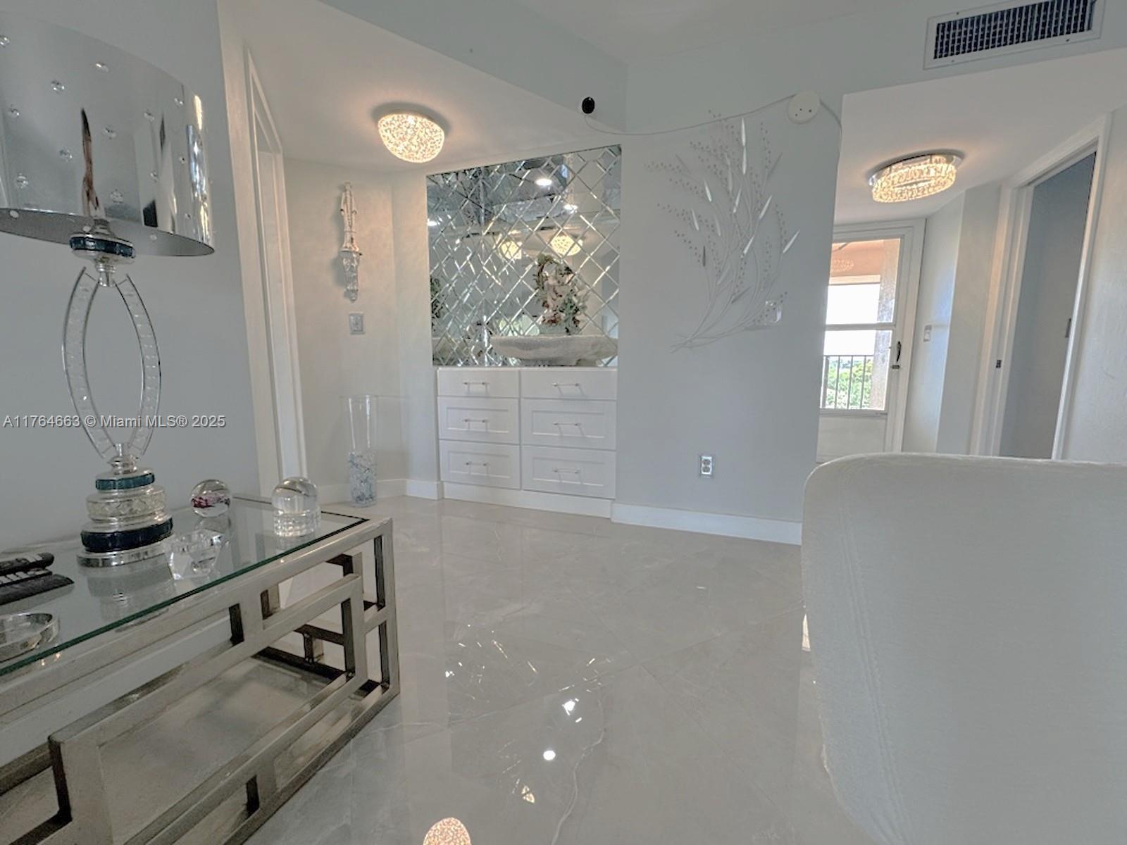 3836 Via Poinciana #604, Lake Worth, Florida image 9