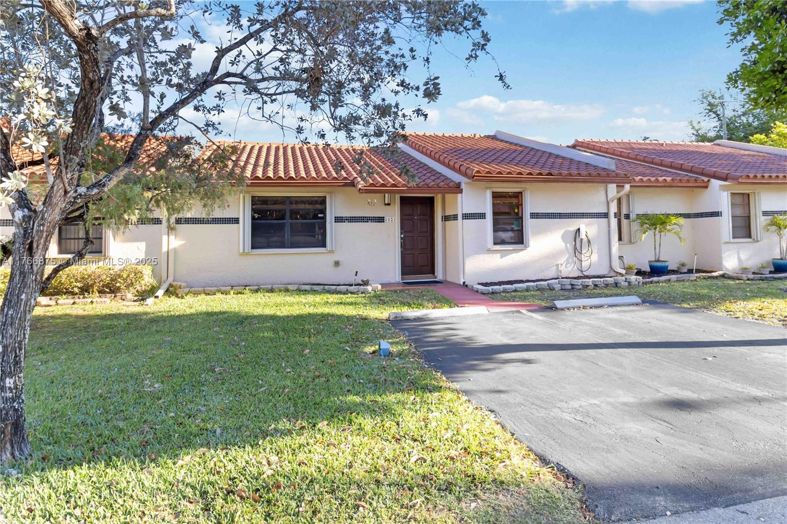 11217 SW 56th Cir, Cooper City, Florida image 3