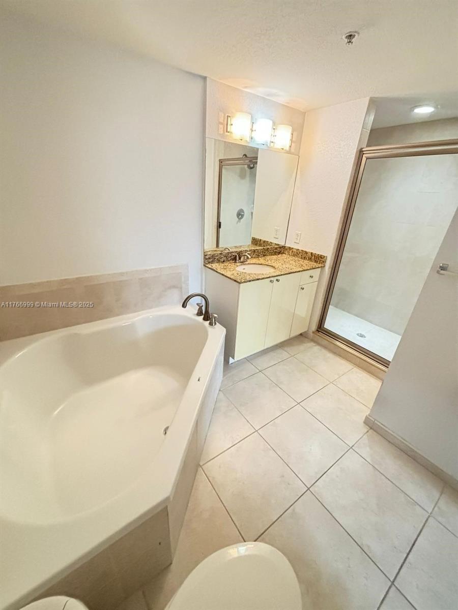 1830 Radius Dr #604, Hollywood, Florida image 10