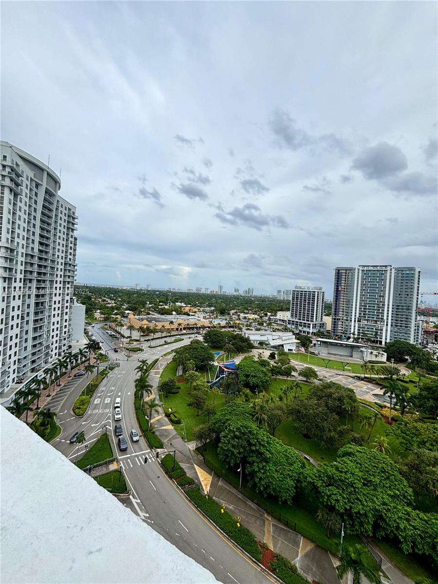 1830 Radius Dr #604, Hollywood, Florida image 19