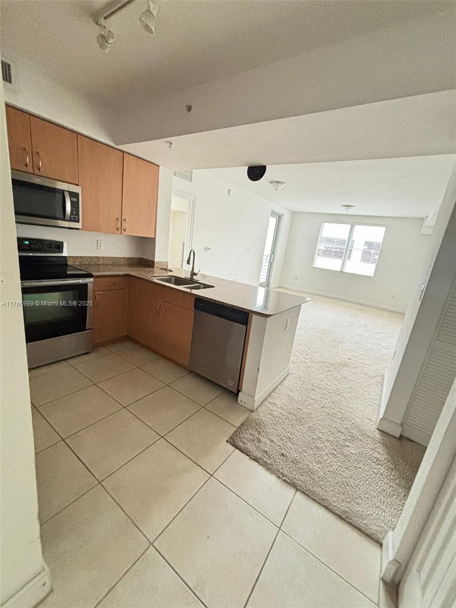 1830 Radius Dr #604, Hollywood, Florida image 6