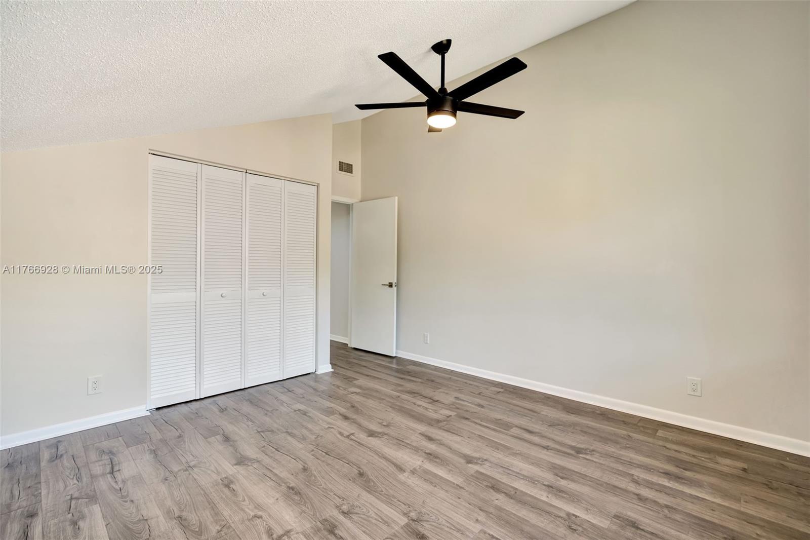 141 Maplecrest Cir, Jupiter, Florida image 35