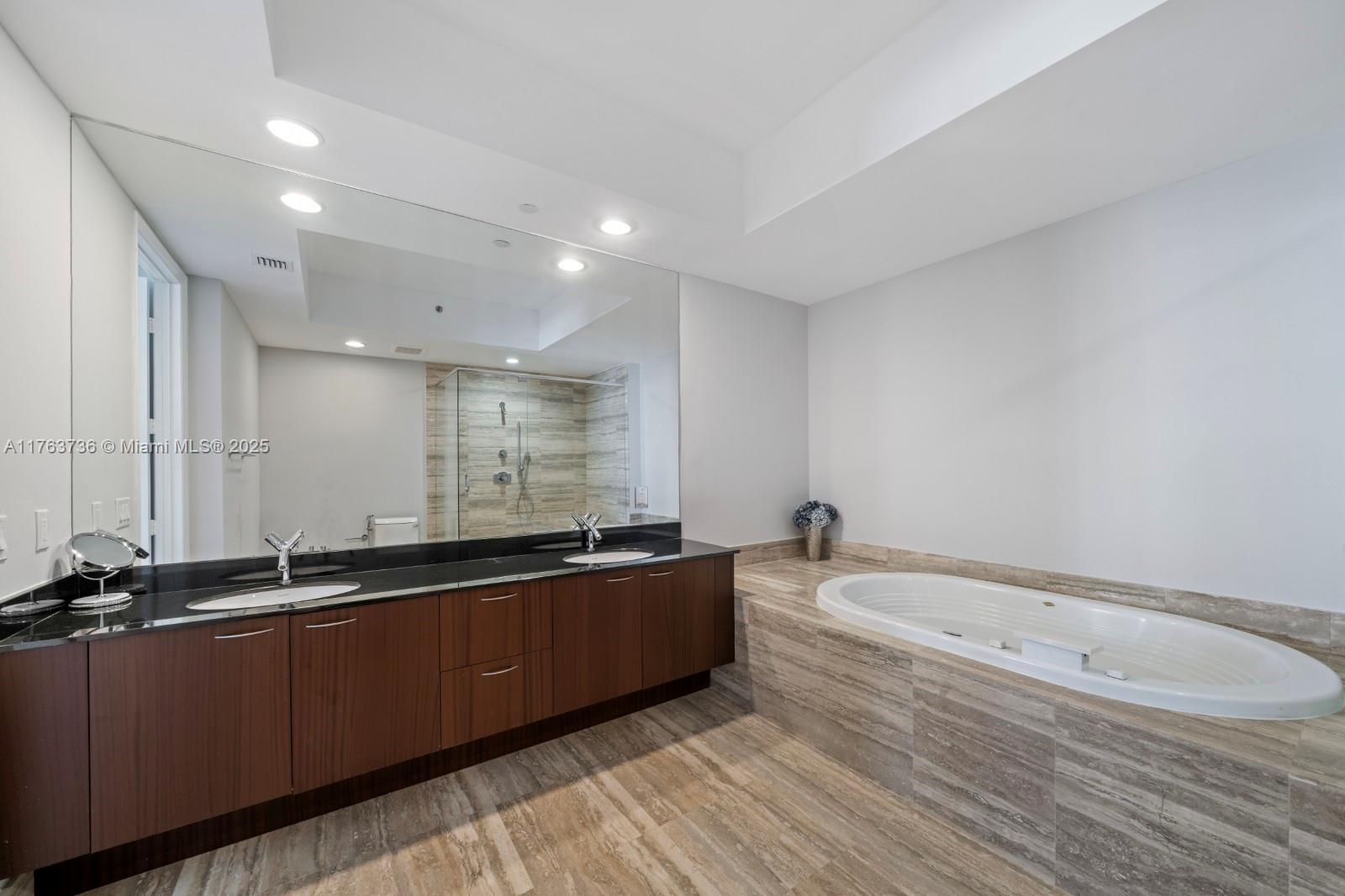15811 Collins Ave #503, Sunny Isles Beach FL 33160