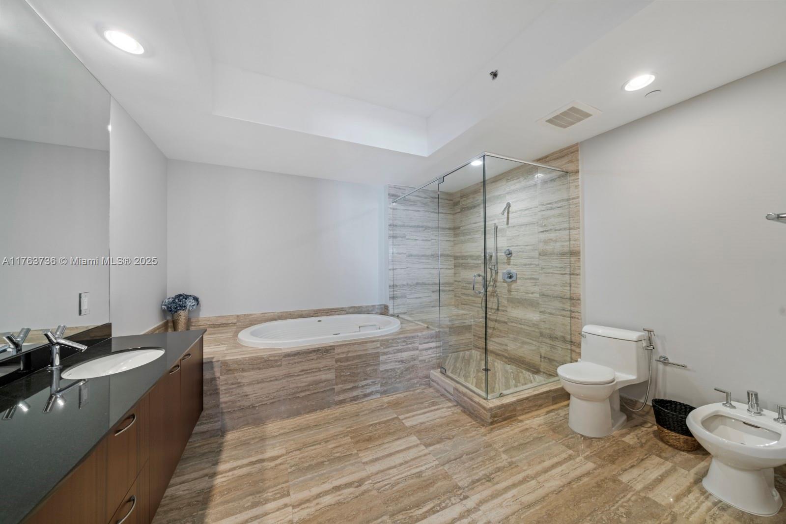 15811 Collins Ave #503, Sunny Isles Beach FL 33160