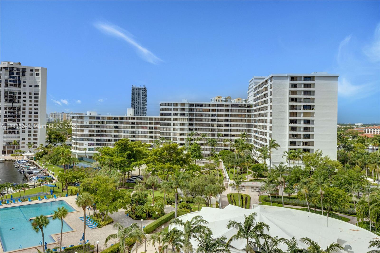 2500 Parkview Drive #1019, Hallandale Beach, Florida image 1