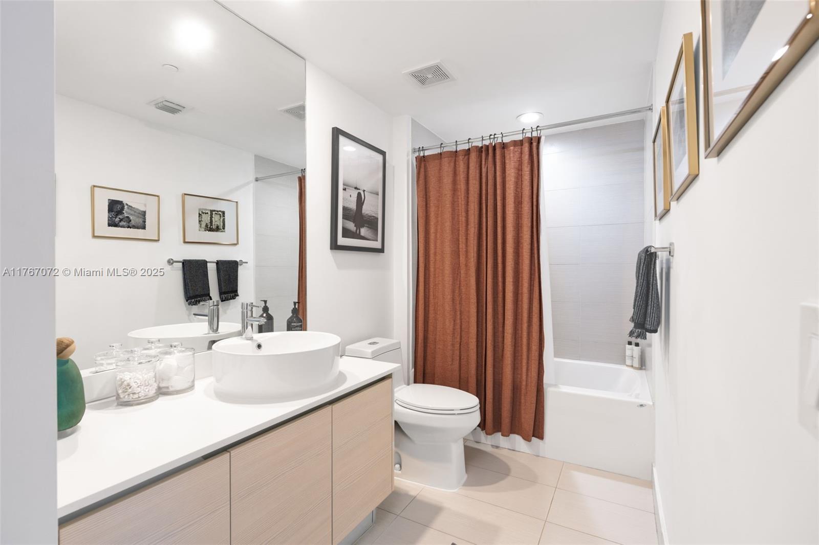 4250 Biscayne Blvd #916, Miami FL 33137