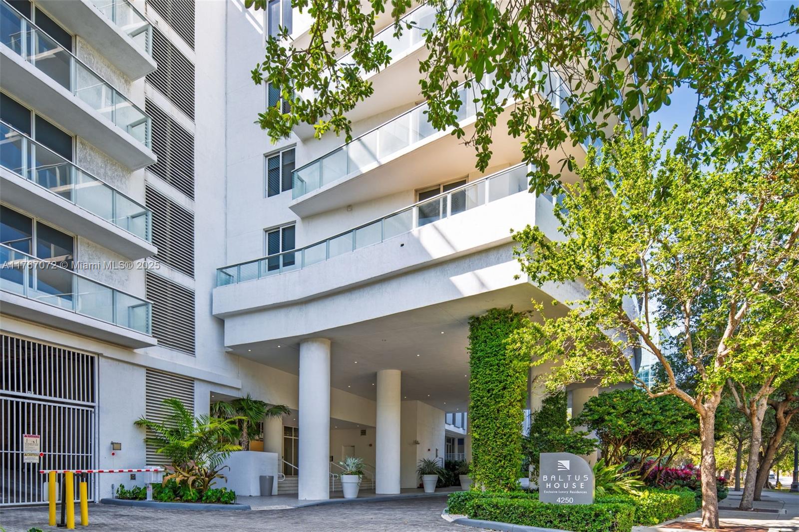 4250 Biscayne Blvd #916, Miami FL 33137