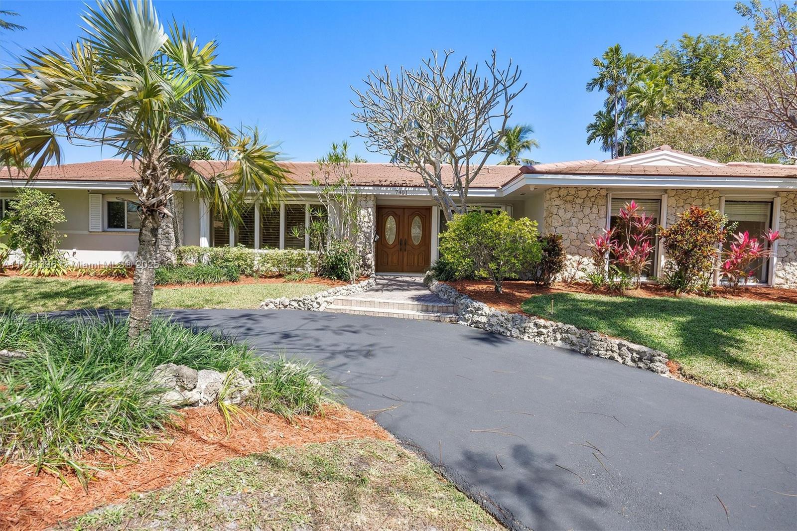 7401 SW 145th Ter  For Sale A11761396, FL