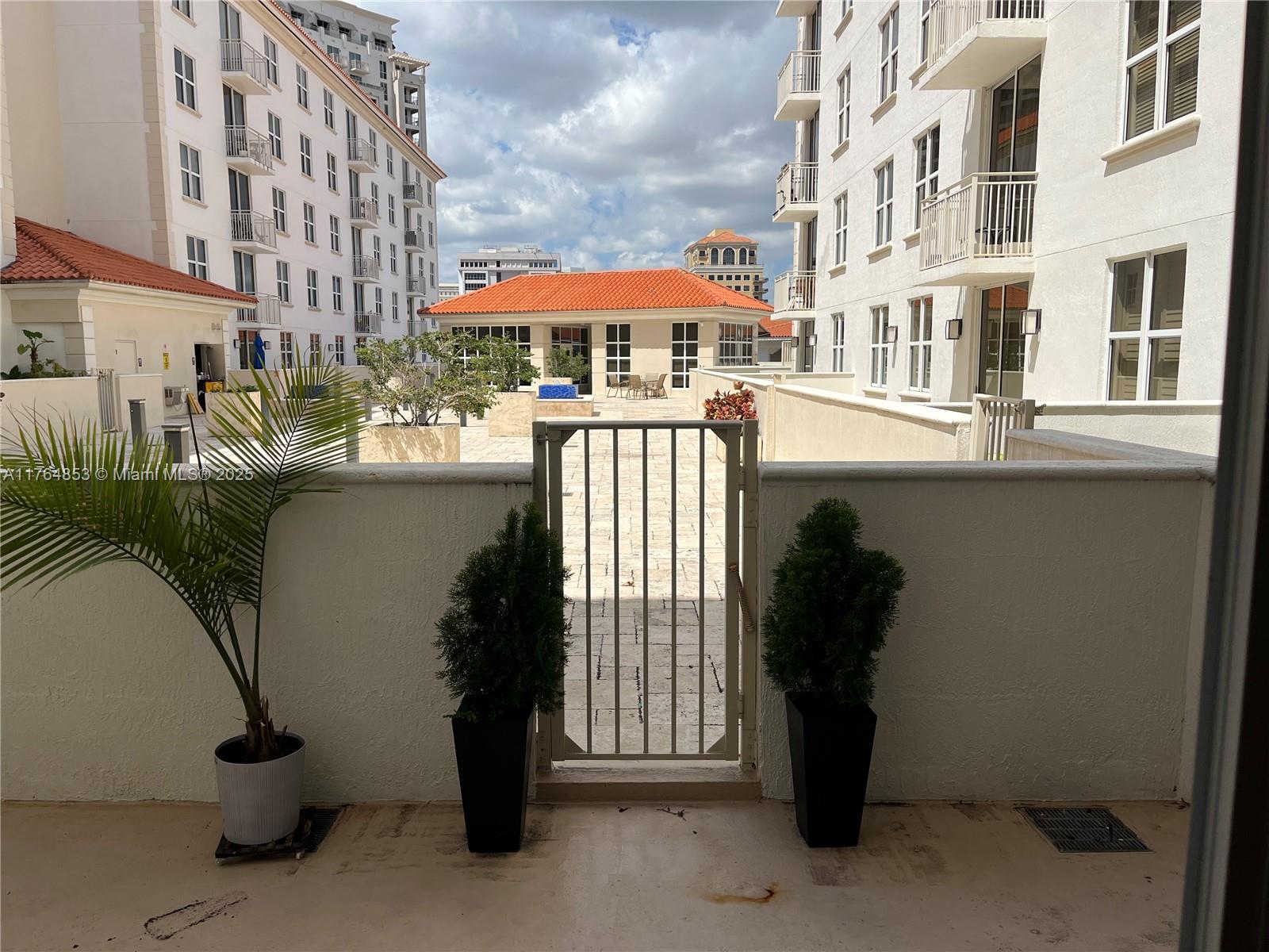 2030 S Douglas Rd #417, Coral Gables, Florida image 11