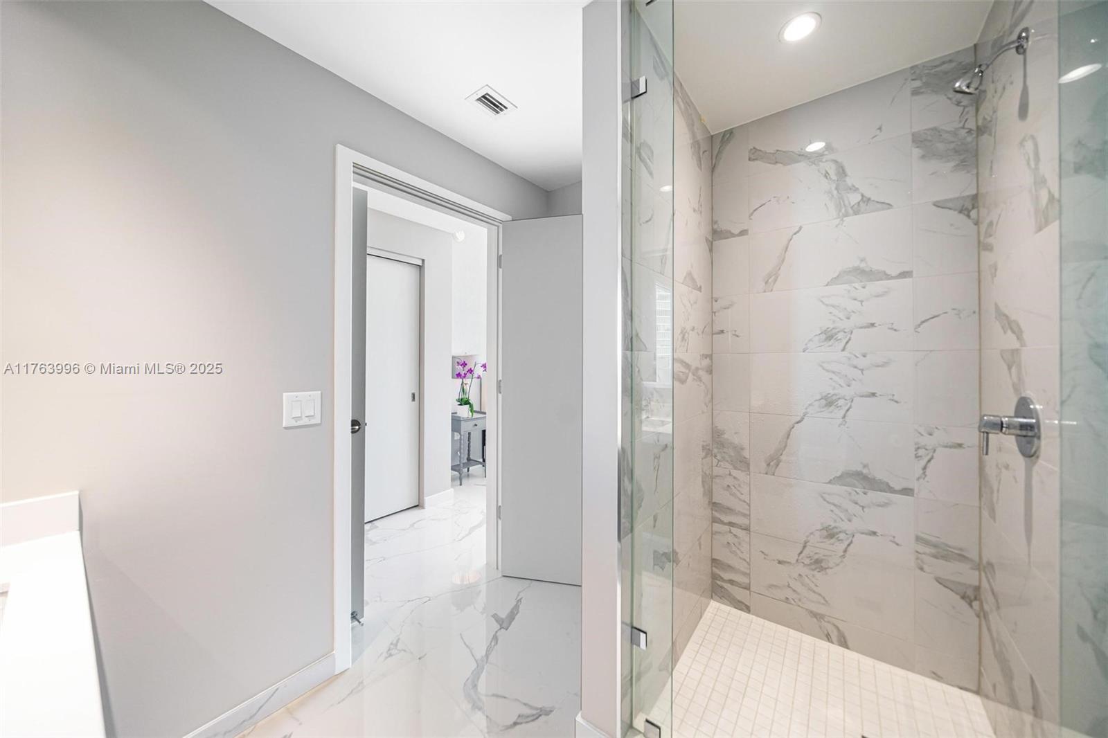 851 NE 1st Ave #2911, Miami FL 33132