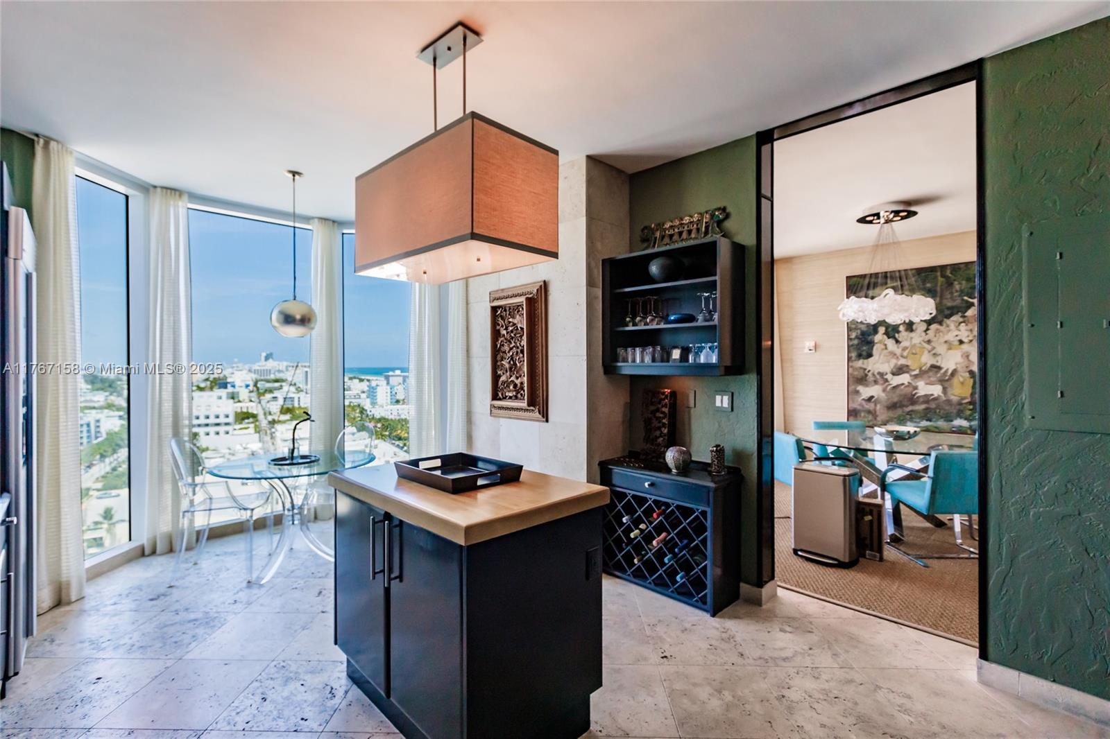 300 S Pointe Dr #1604, Miami Beach FL 33139