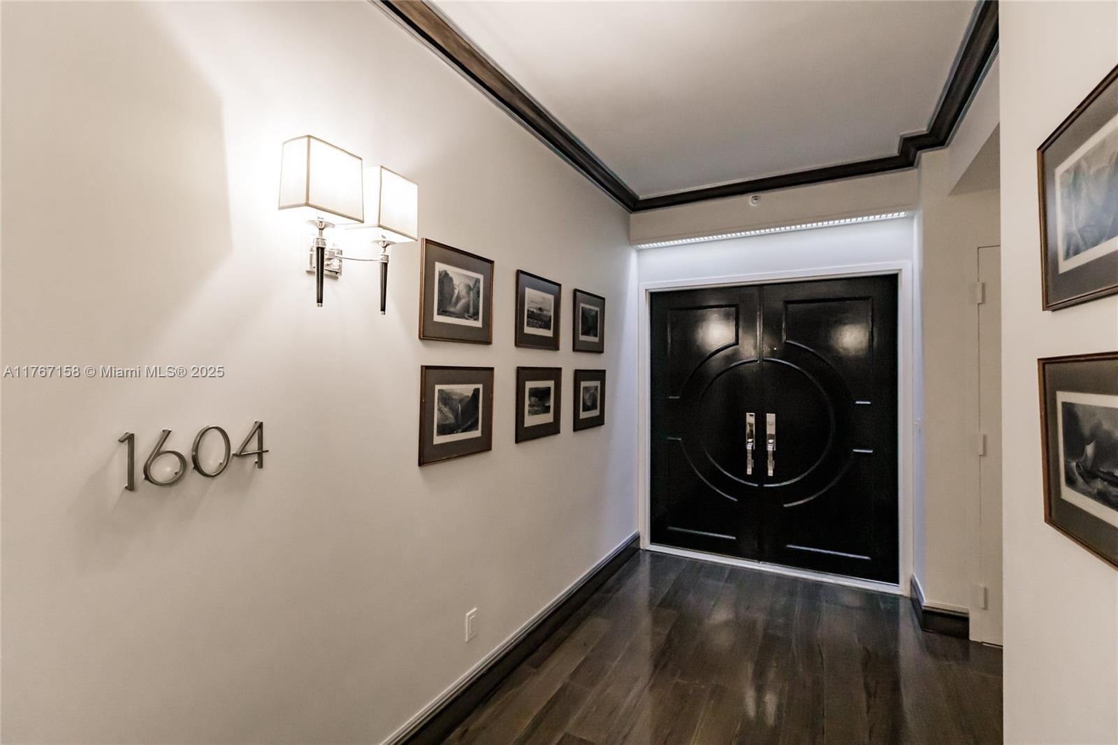 300 S Pointe Dr #1604, Miami Beach FL 33139