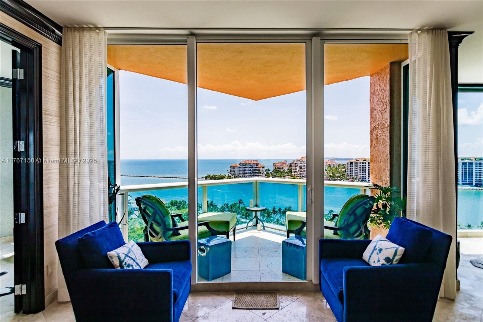 300 S Pointe Dr #1604, Miami Beach FL 33139