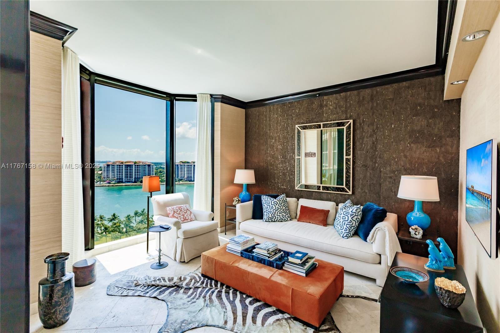 300 S Pointe Dr #1604, Miami Beach FL 33139