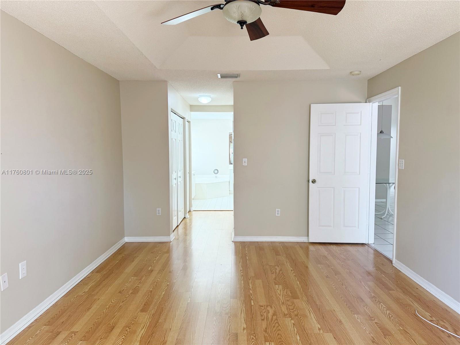 Listing Photo 25