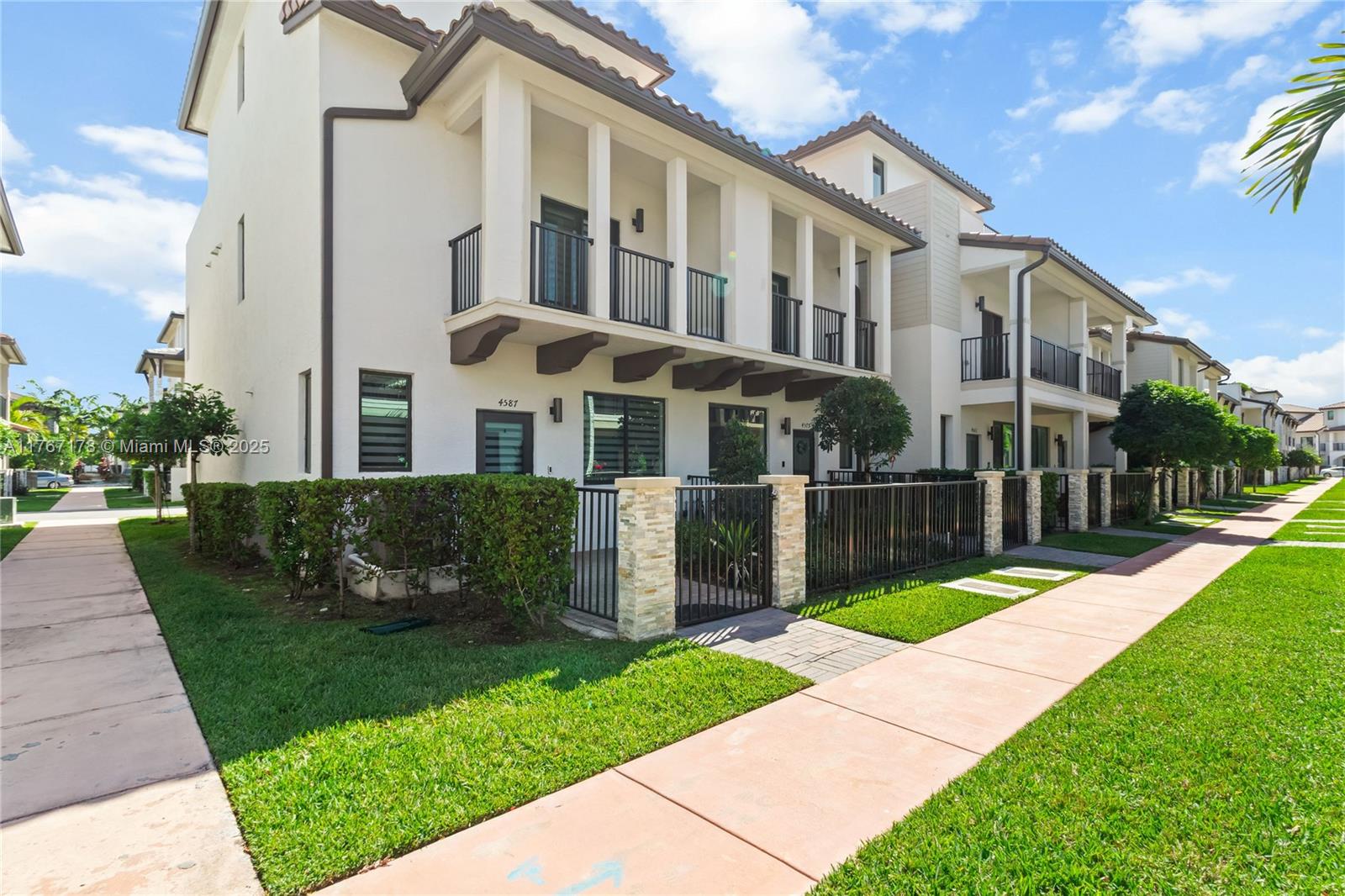 4575 NW 83rd Pkwy #4575, Doral, Florida image 28