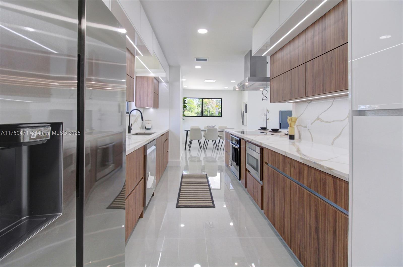 900 N Royal Poinciana Blvd, Miami Springs, Florida image 25