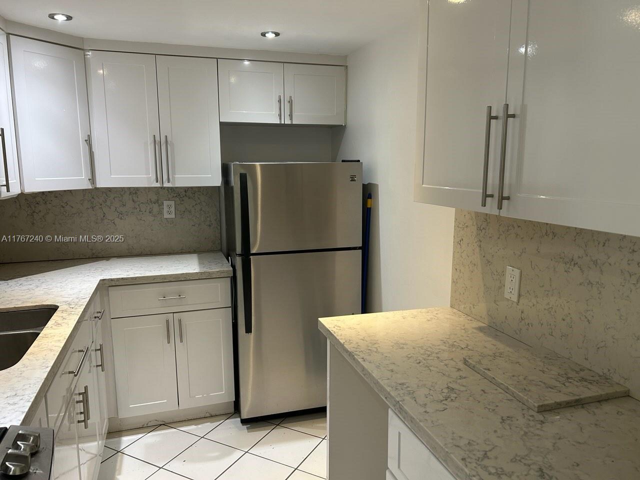 2201 Brickell Ave #43, Miami FL 33129