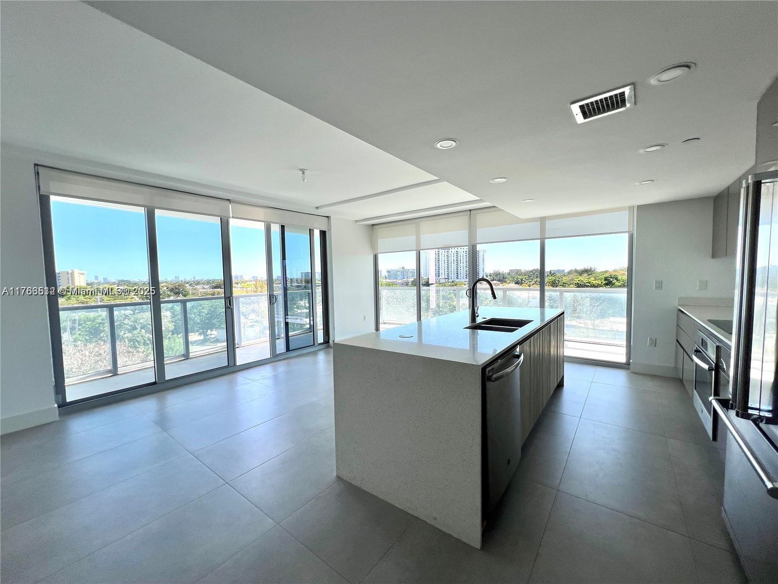 13800 Highland Dr #601, North Miami Beach, Florida image 6