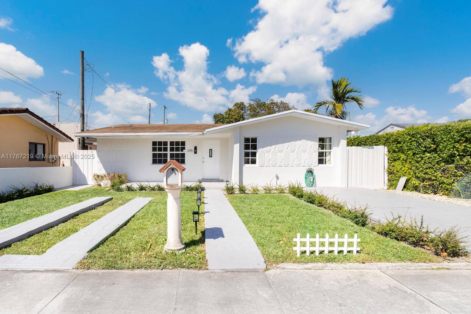 395 W 39th Pl, Hialeah, Florida image 2