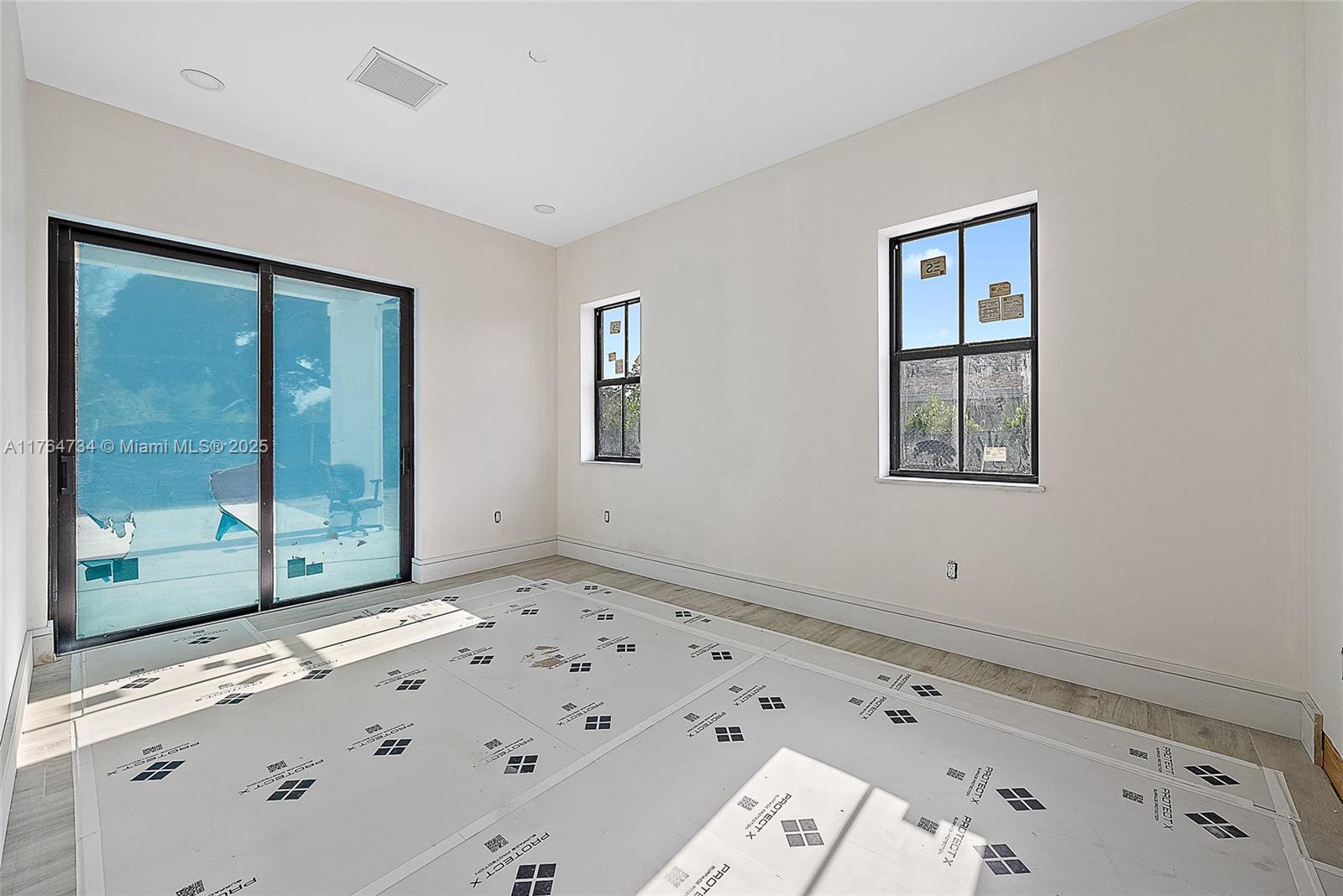 325 N Fairway  N, Tequesta, Florida image 14