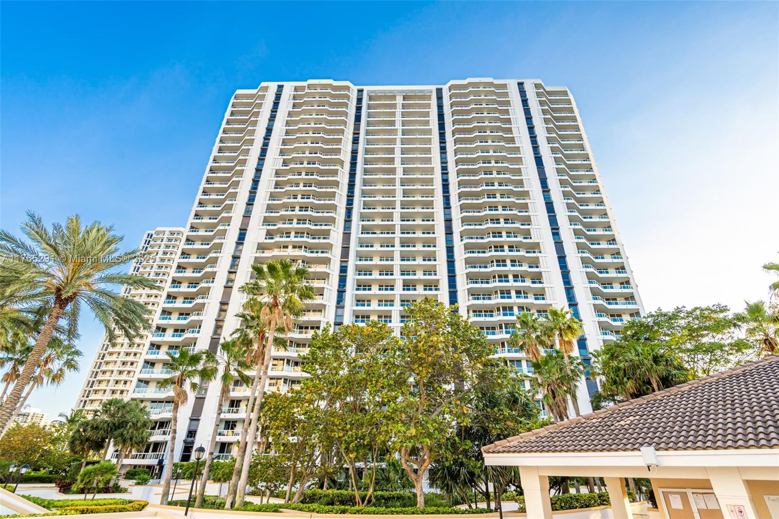 21205 Yacht Club Dr #2605, Aventura, Florida image 37