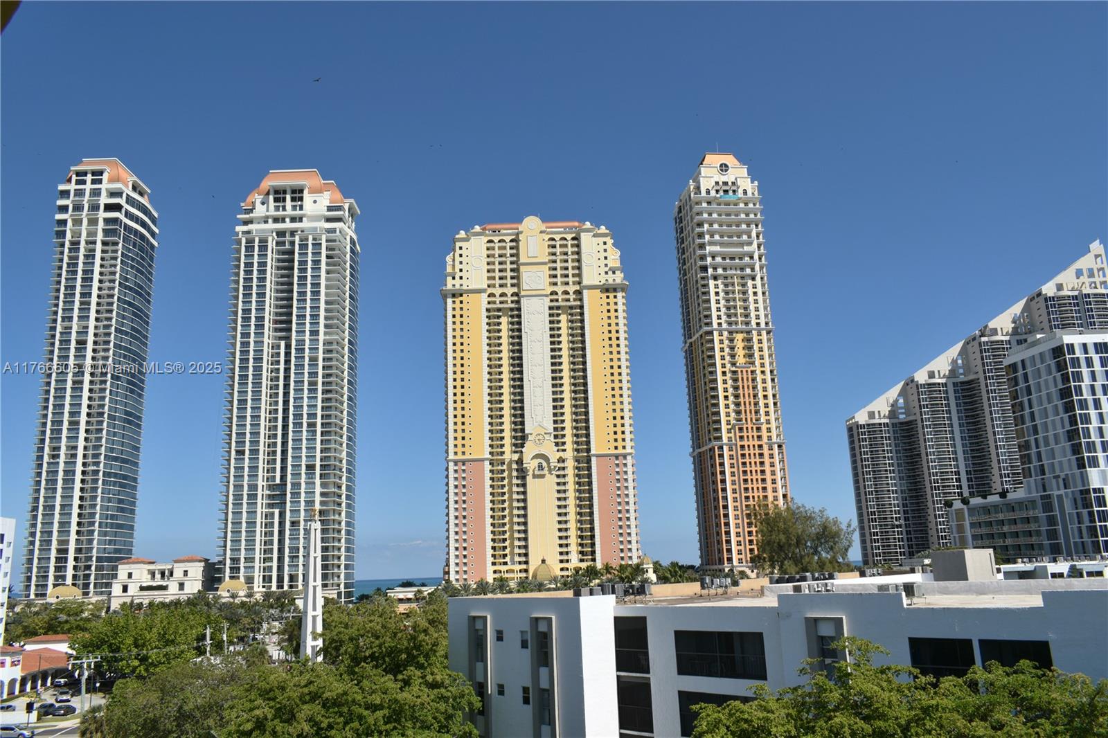 200 178th Dr #704, Sunny Isles Beach, Florida image 11