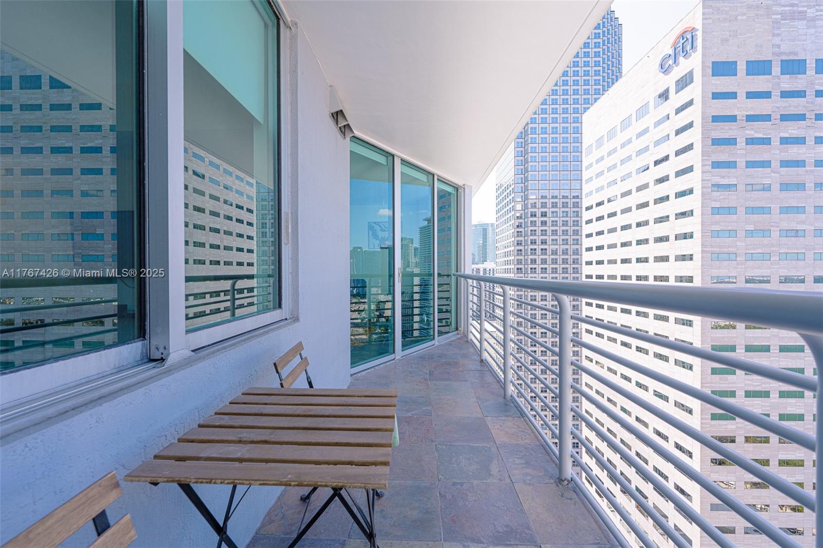 325 S Biscayne Blvd #3624, Miami FL 33131