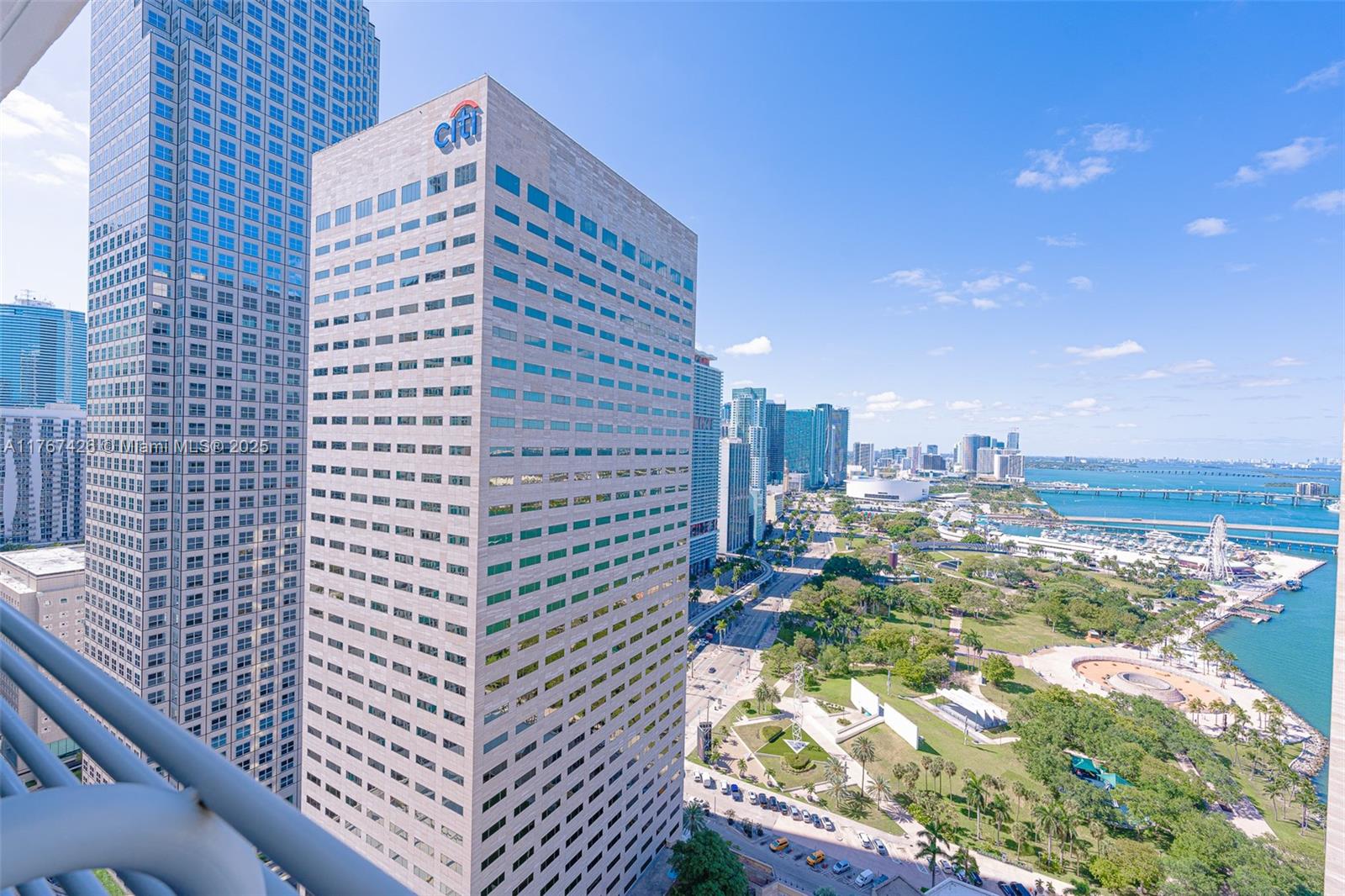 325 S Biscayne Blvd #3624, Miami FL 33131