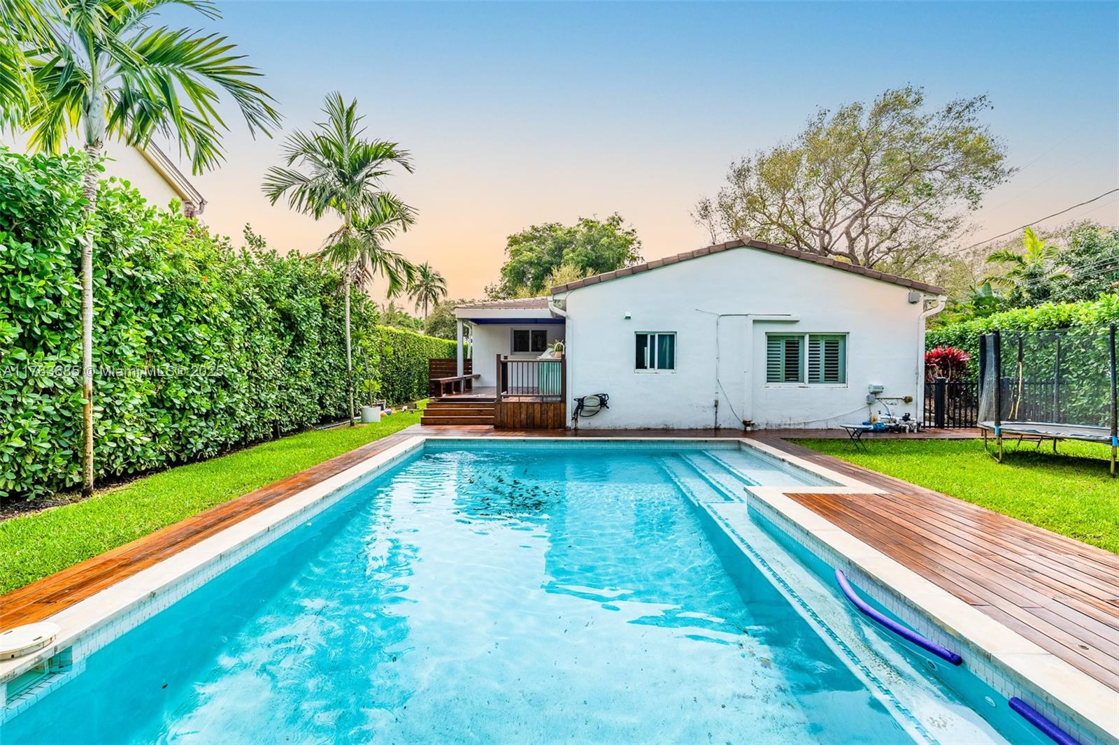 1223 NE 102nd St, Miami Shores, Florida image 31