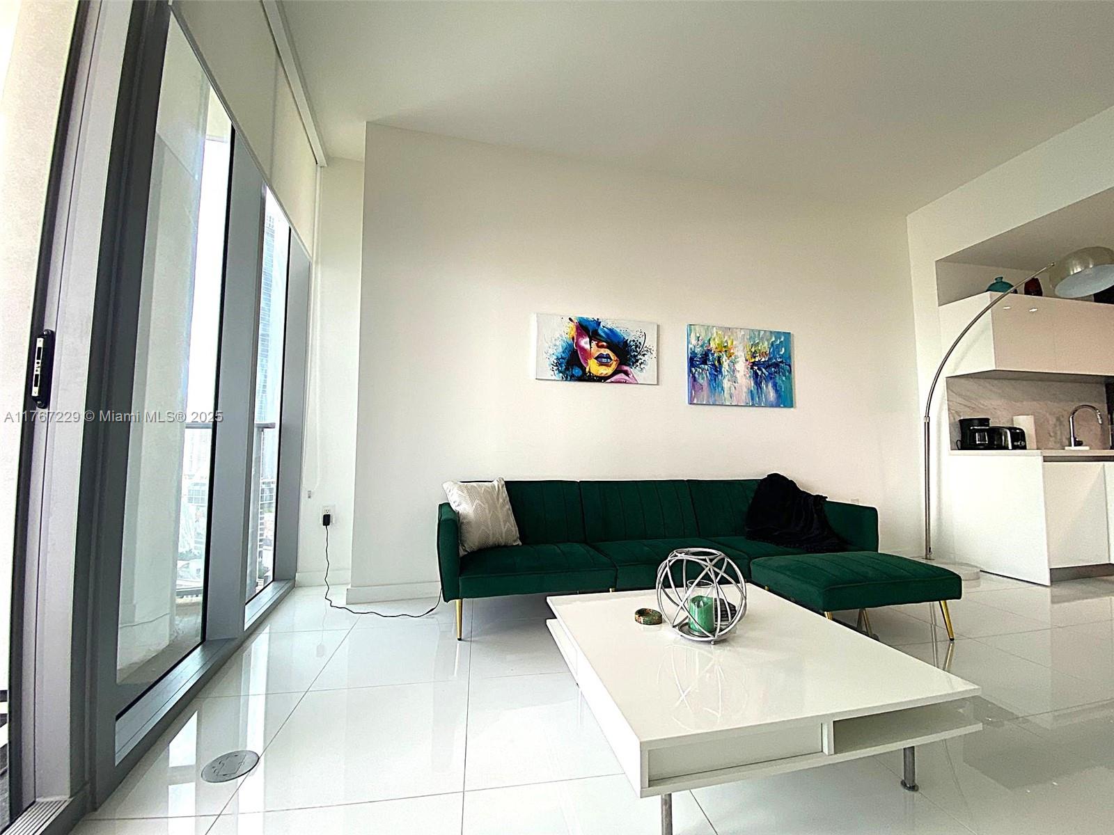851 NE 1st Ave #1700, Miami FL 33132