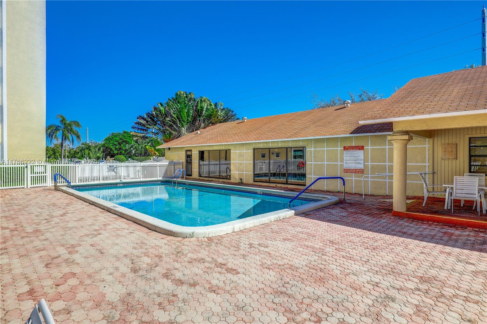 431 SE 3rd St #201, Dania Beach, Florida image 35