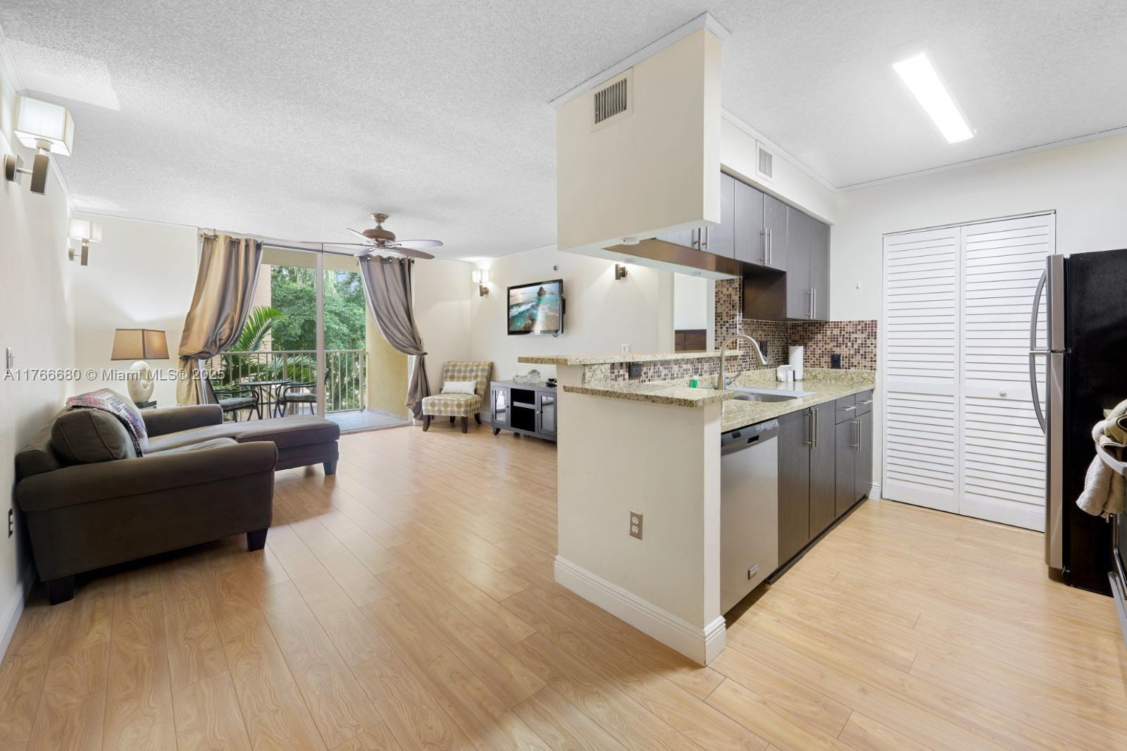 19877 E Country Club Dr #3305, Aventura FL 33180