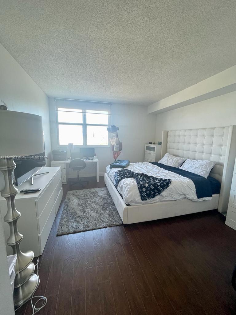 2475 Brickell Ave #2303, Miami FL 33129