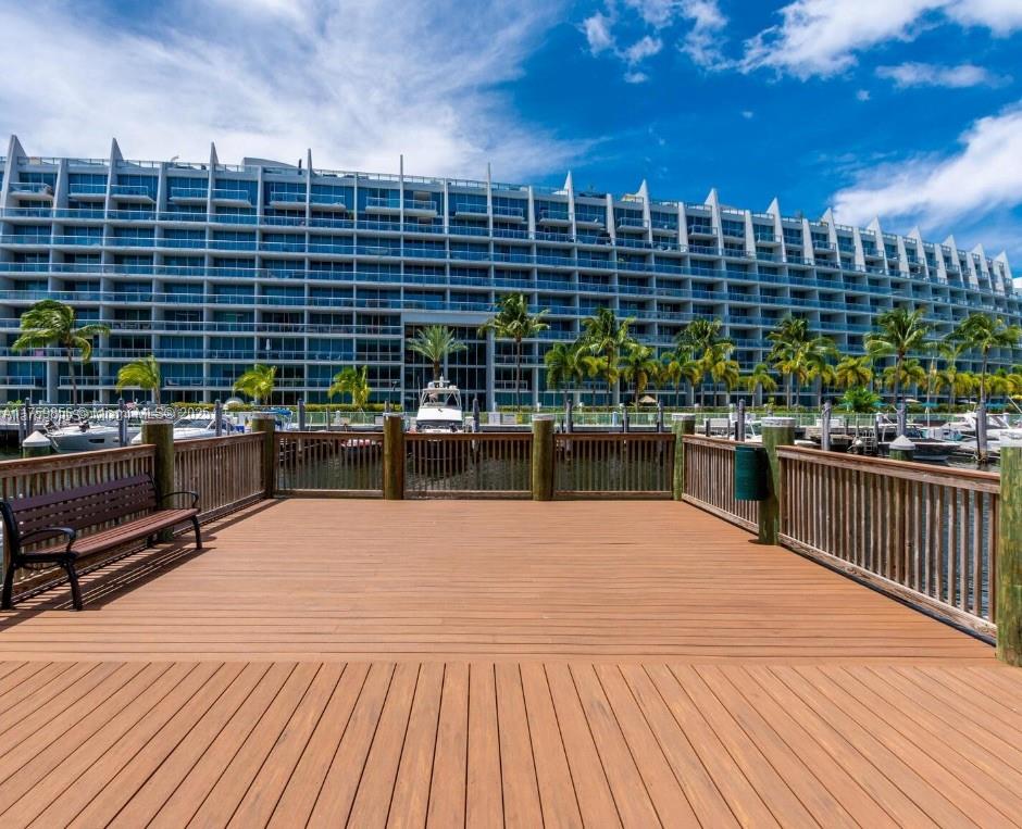 3001 NE 185th St #616, Aventura, Florida image 28
