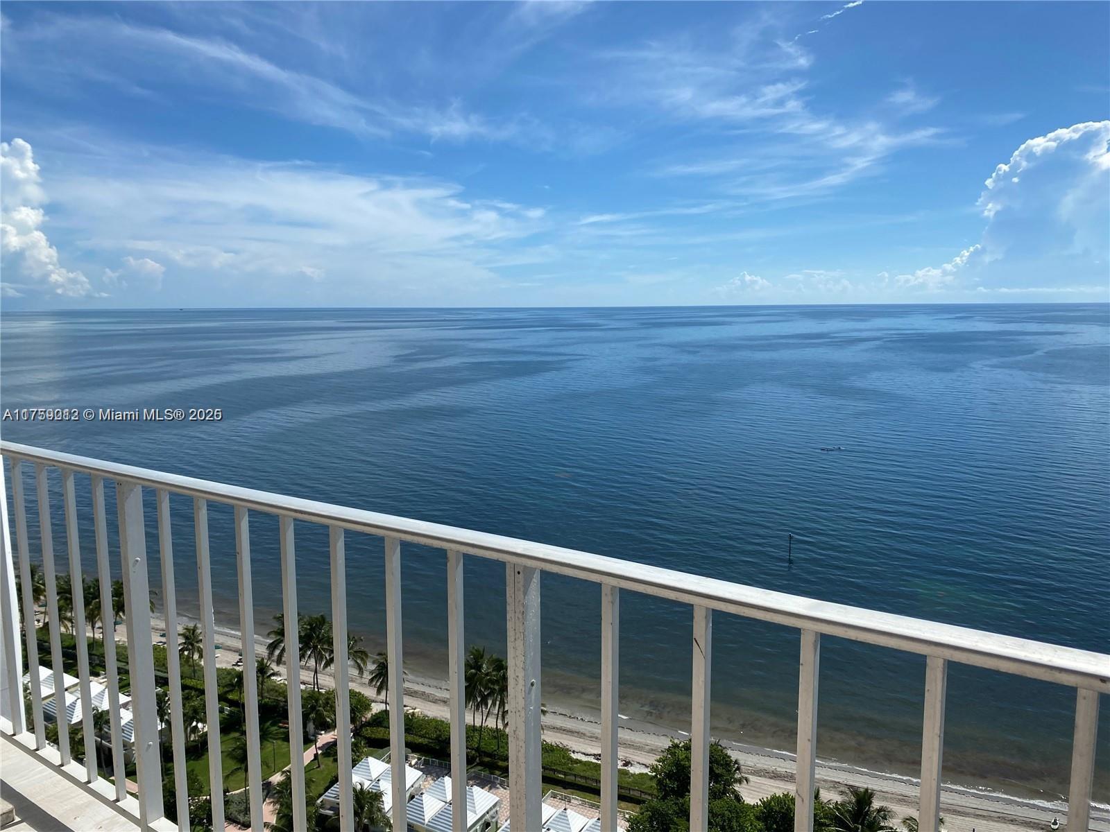 Apartamento en Alquiler en Key Biscayne, FL