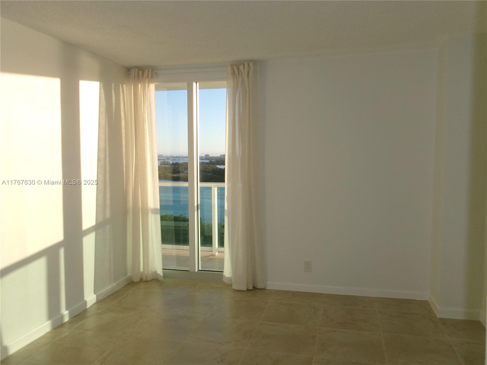 100 Bayview Dr #1918, Sunny Isles Beach, Florida image 12