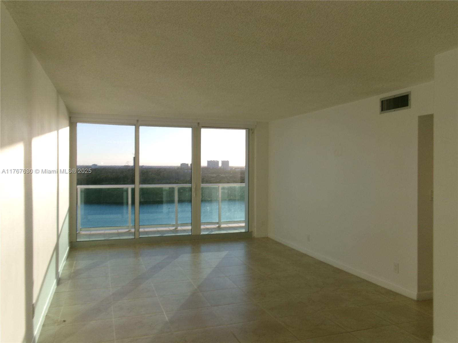 100 Bayview Dr #1918, Sunny Isles Beach, Florida image 4