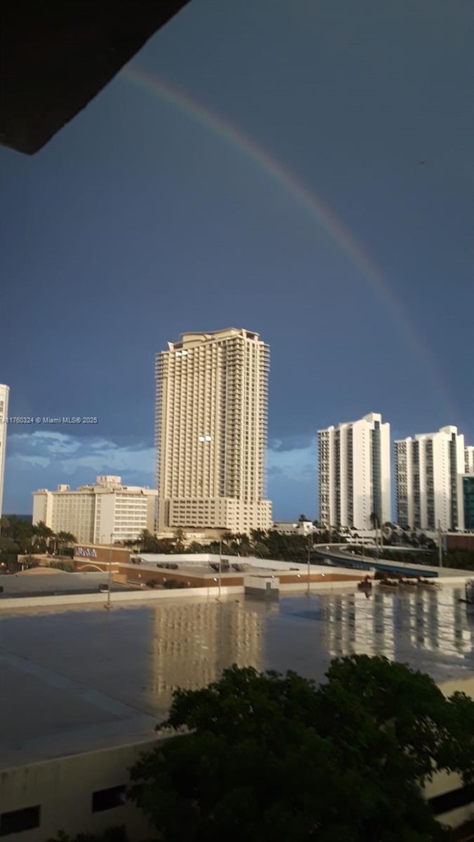 17021 N Bay Rd #828, Sunny Isles Beach, Florida image 7