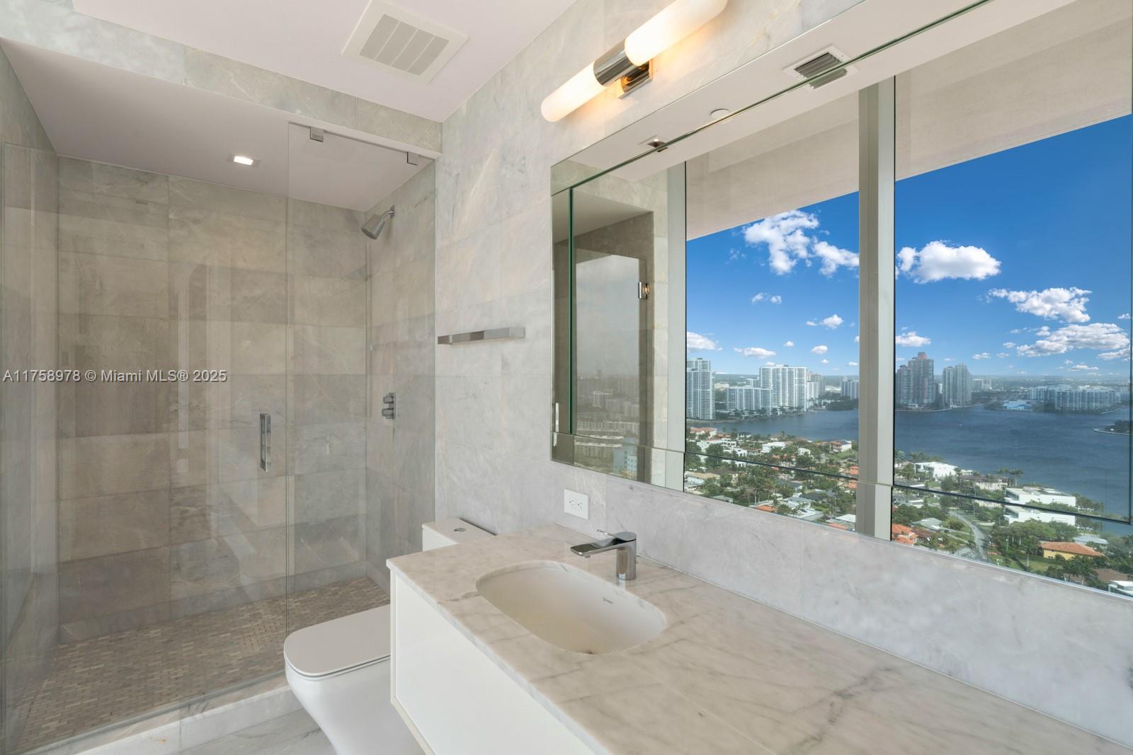 18501 Collins Ave #SK2301, Sunny Isles Beach, Florida image 32