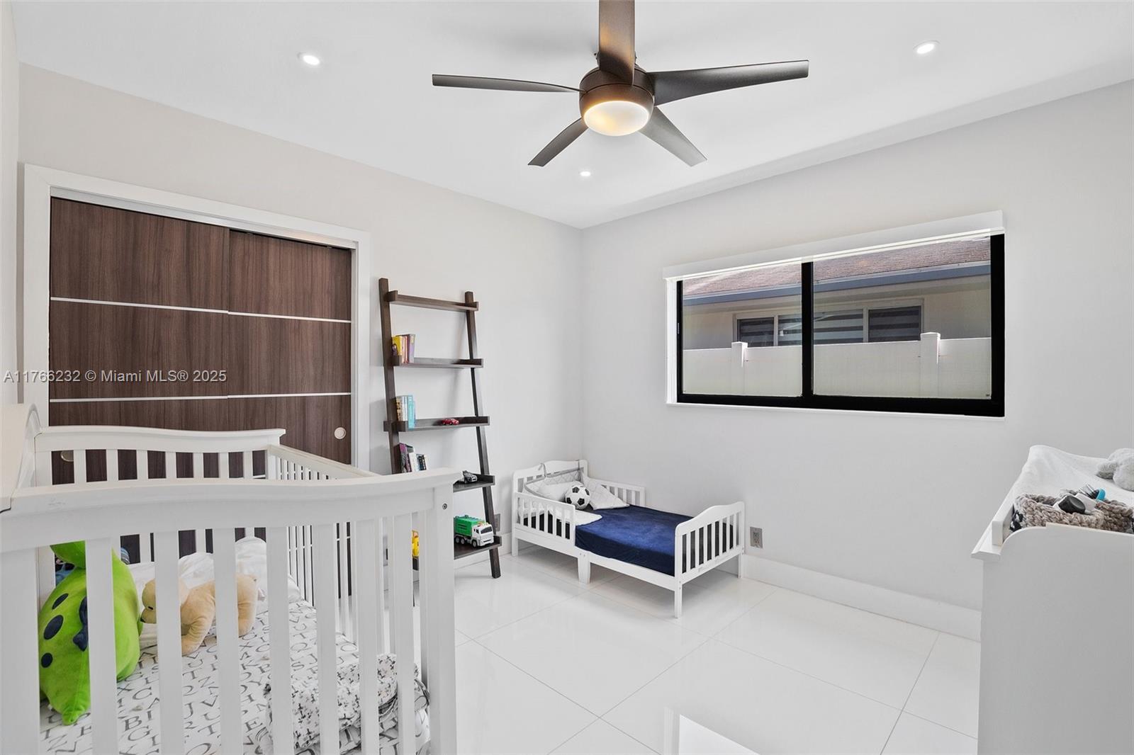 Listing Photo 25