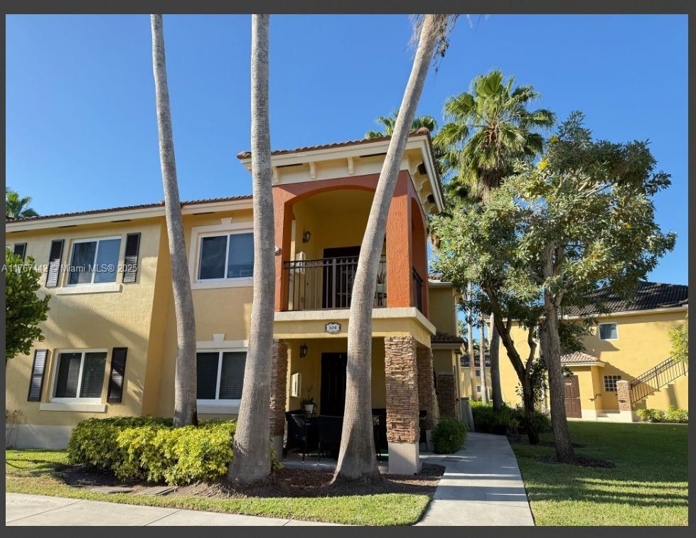 Beautiful First Floor Unit in Nice Community ,Don't miss the opportunity to live at MALIBU BAY community! Discover this charming and meticulously maintained gated community, guard at the entrance. Close to Florida Turnpike, Shopping and Restaurants. Clubhouse, Pool and Gym .