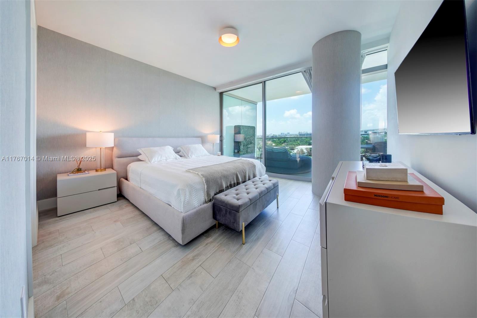 10201 Collins Ave #804, Bal Harbour, Florida image 16