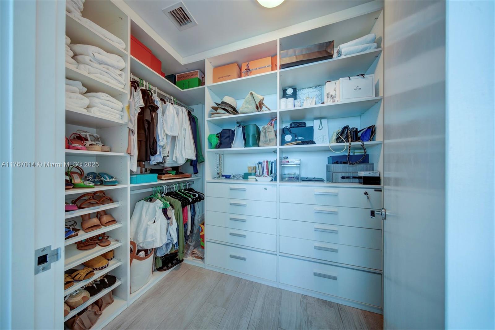 10201 Collins Ave #804, Bal Harbour, Florida image 18