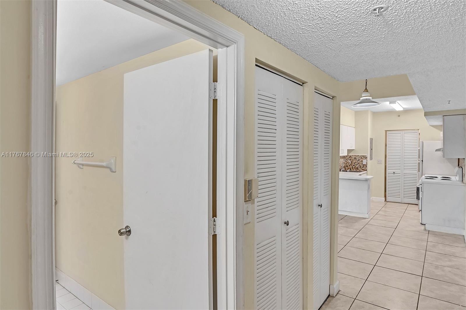 3241 Sabal Palm Mnr #301, Davie, Florida image 15